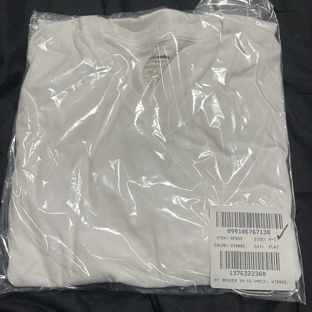 J Crew Tall Broken-in V-neck T-shirt Item AK583